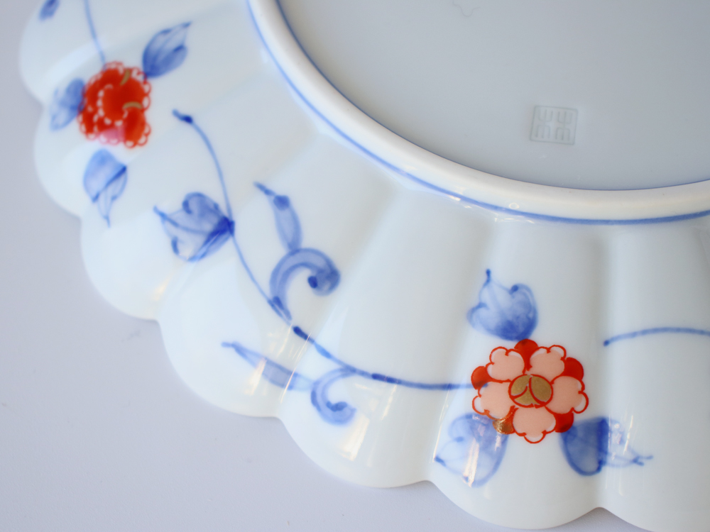林九郎窯 古伊万里様式 見込菊花紋 プレート24cm 波佐見焼 8号 : 雑貨
