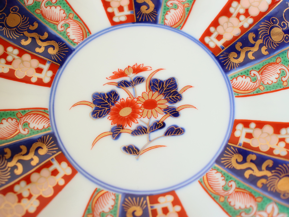 林九郎窯 古伊万里様式 見込菊花紋 プレート16cm 波佐見焼 5号 : 雑貨