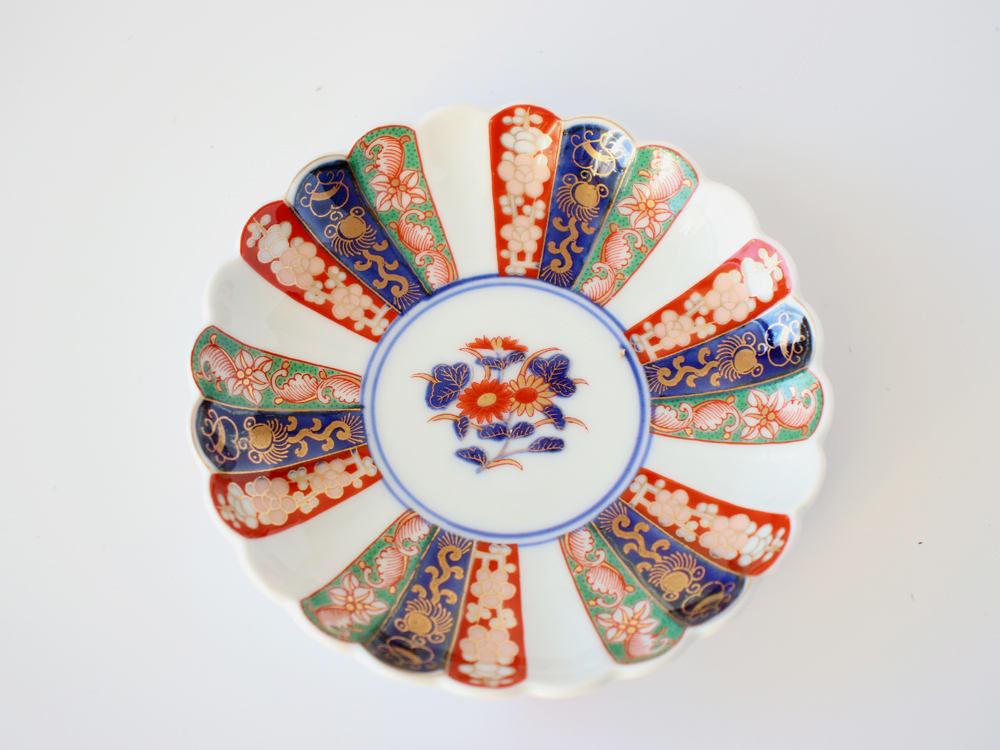 林九郎窯 古伊万里様式 見込菊花紋 プレート10cm 波佐見焼 3号 : 雑貨