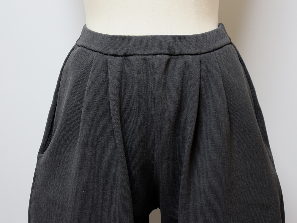 【専用】BACKDROPWEAR 様 STAMP AND DIARY（スタンプアンドダイアリー） バロア生地 タック