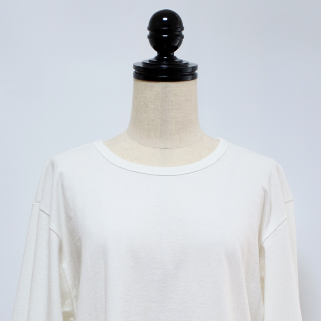 yohaku（余白）長く着られるシンプルなデザイン 筒状に編んだTUTUオーガニックBD天竺 長袖Tシャツ yohaku（余白）長く着られるシンプルなデザイン 筒状に編んだ