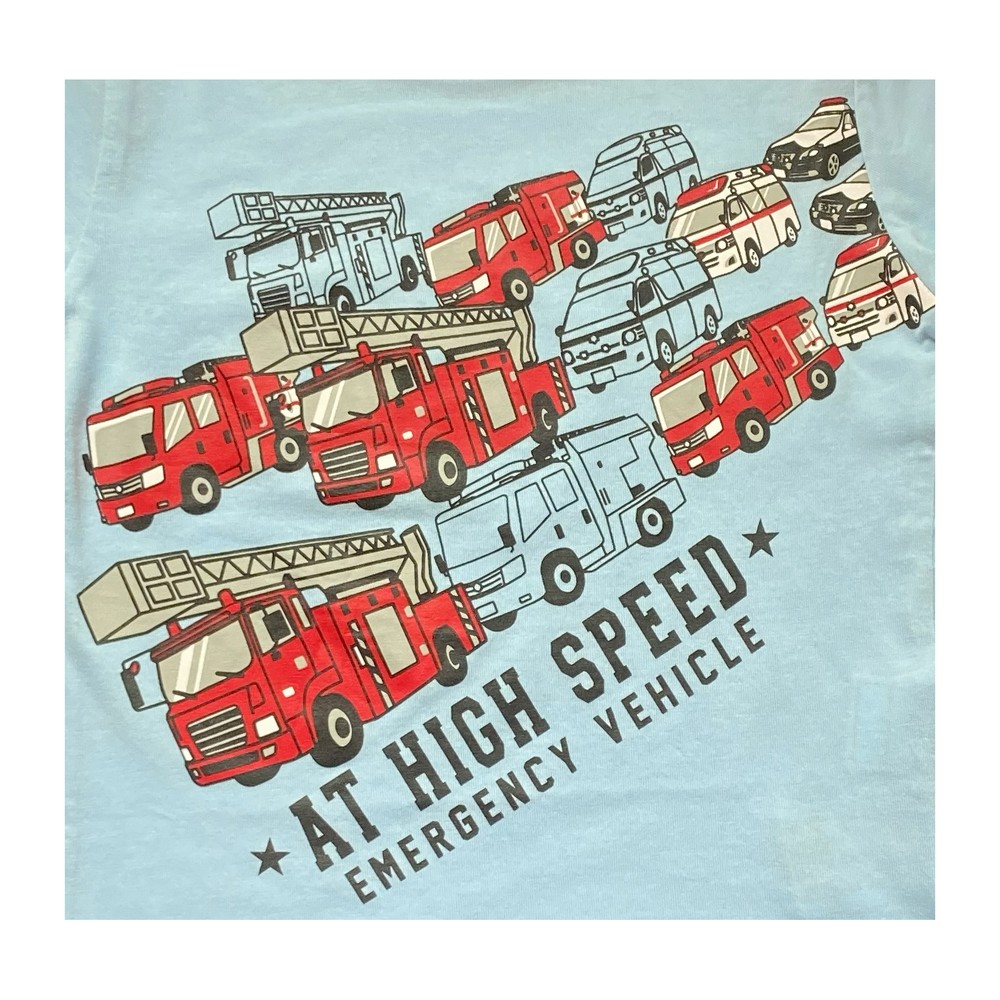 救急車のTシャツ