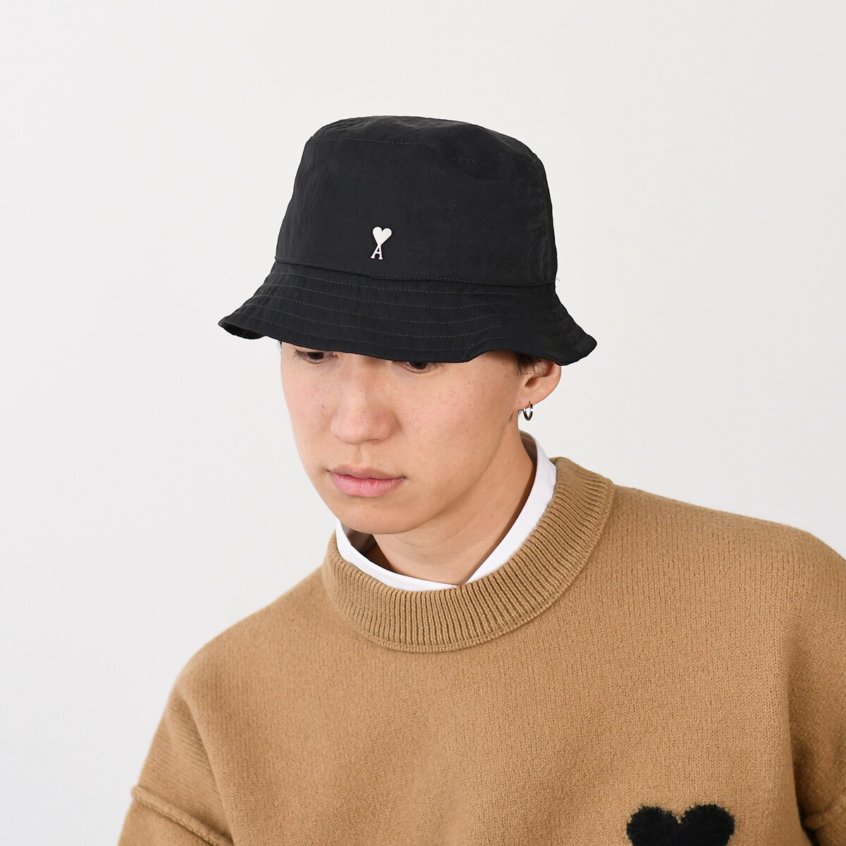 JACQUEMUS バケットハット SS21ハット 帽子 Jacquemus Le Bob Gadjo バケットハット | ブラック | FARFETCH JP