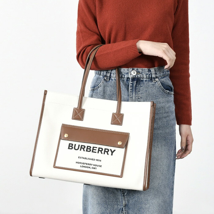 大きい割引 美品‪‪❤︎‬BURBERRYバーバリー ベージュ 星柄‬