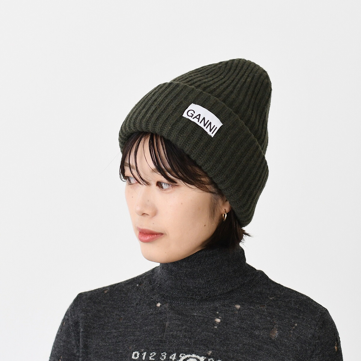 GANNI リブニット ビーニー ブラック GANNI: Black Oversized Wool Rib Knit Beanie | SSENSE