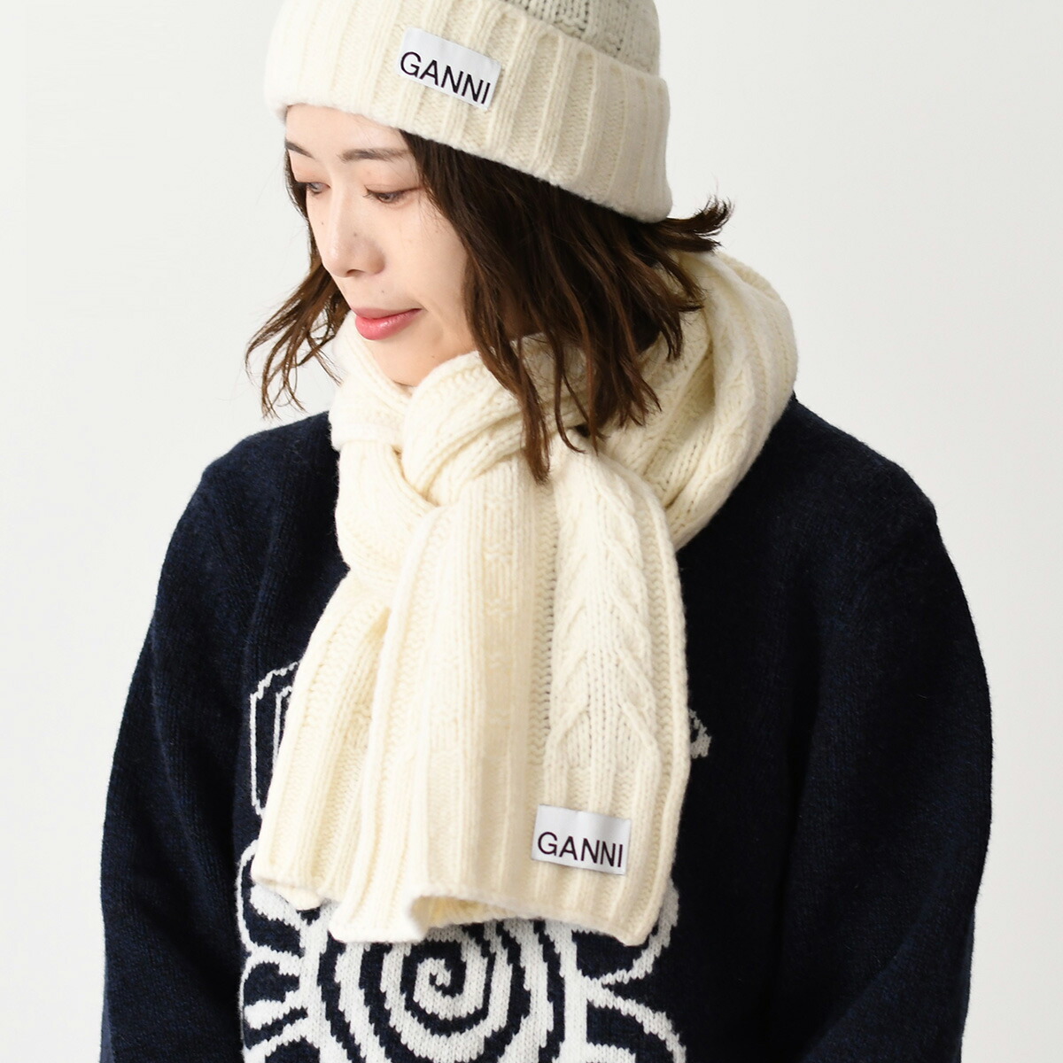 新品 GANNI ガニー　リブ ニット マフラー　管理番号M237Q5143 GANNI（ガニー） マフラー Light Structured Rib Knit Thin Scarf