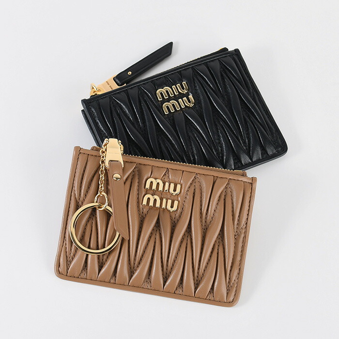 miu MIU ミュウミュウ 財布 二つ折り財布 マテラッセ コイン