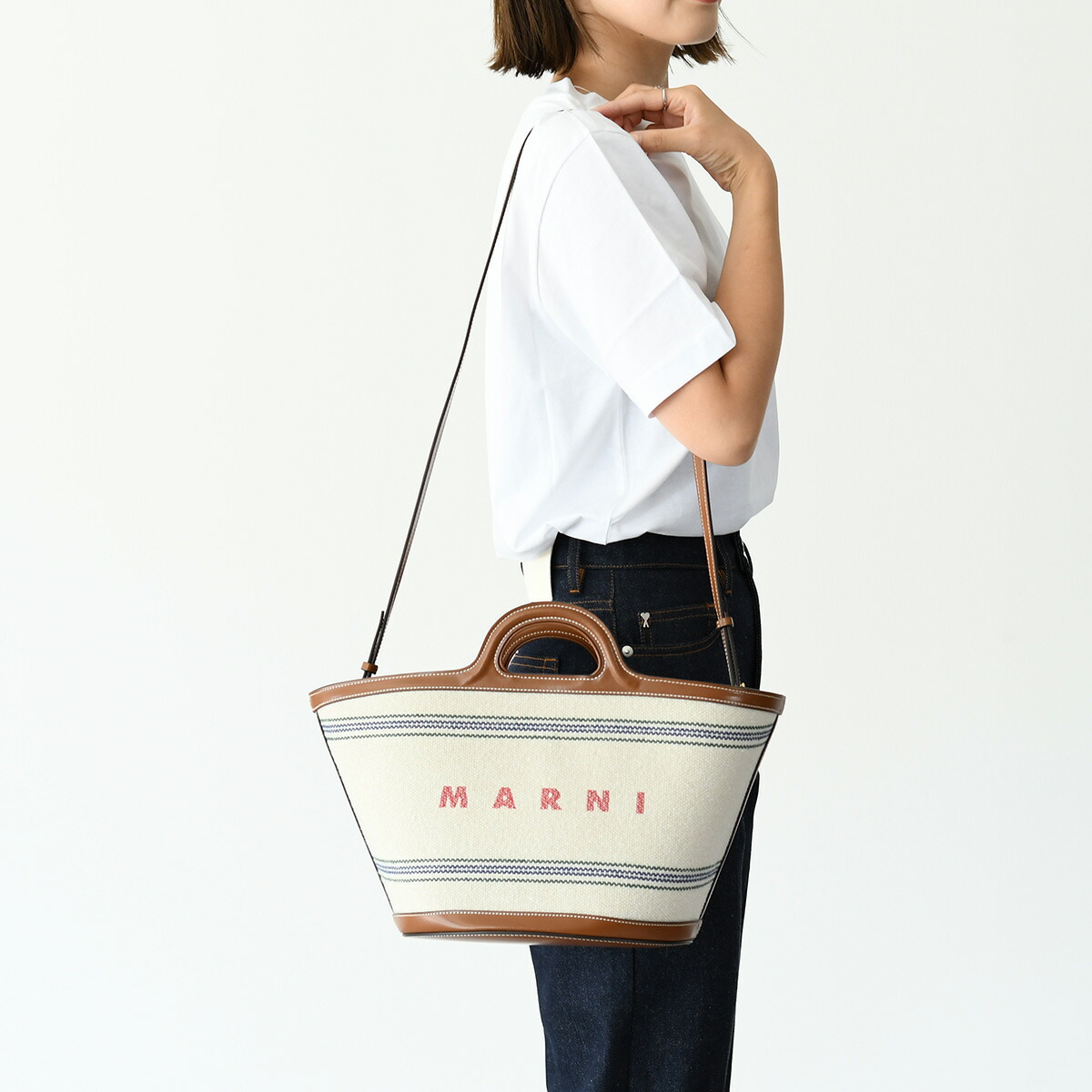 【完売必至】マル二 素敵なカラー ナチュラルラージトートバッグ MARNI マルニ バッグ EAST-WEST ラージ トートバッグ SHMP0078U0