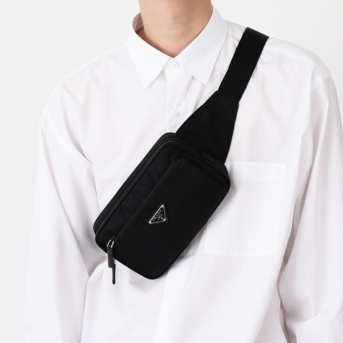 PRADA（プラダ） バッグ 鞄 Re-Naylon ポーチバッグ 1NS369 R067