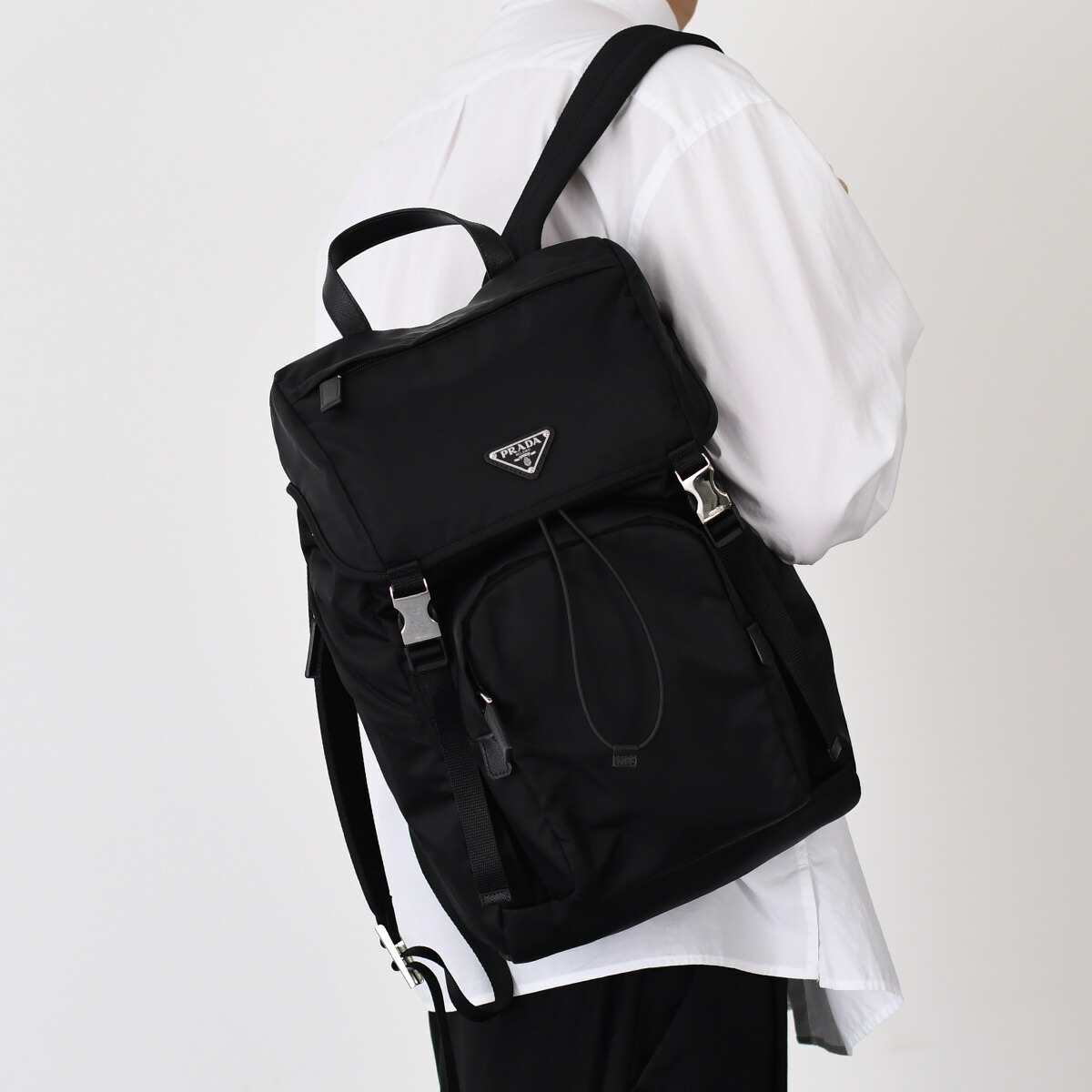 PRADA（プラダ） バッグ 鞄 Re-Naylon ポーチバッグ 1NS369 R067