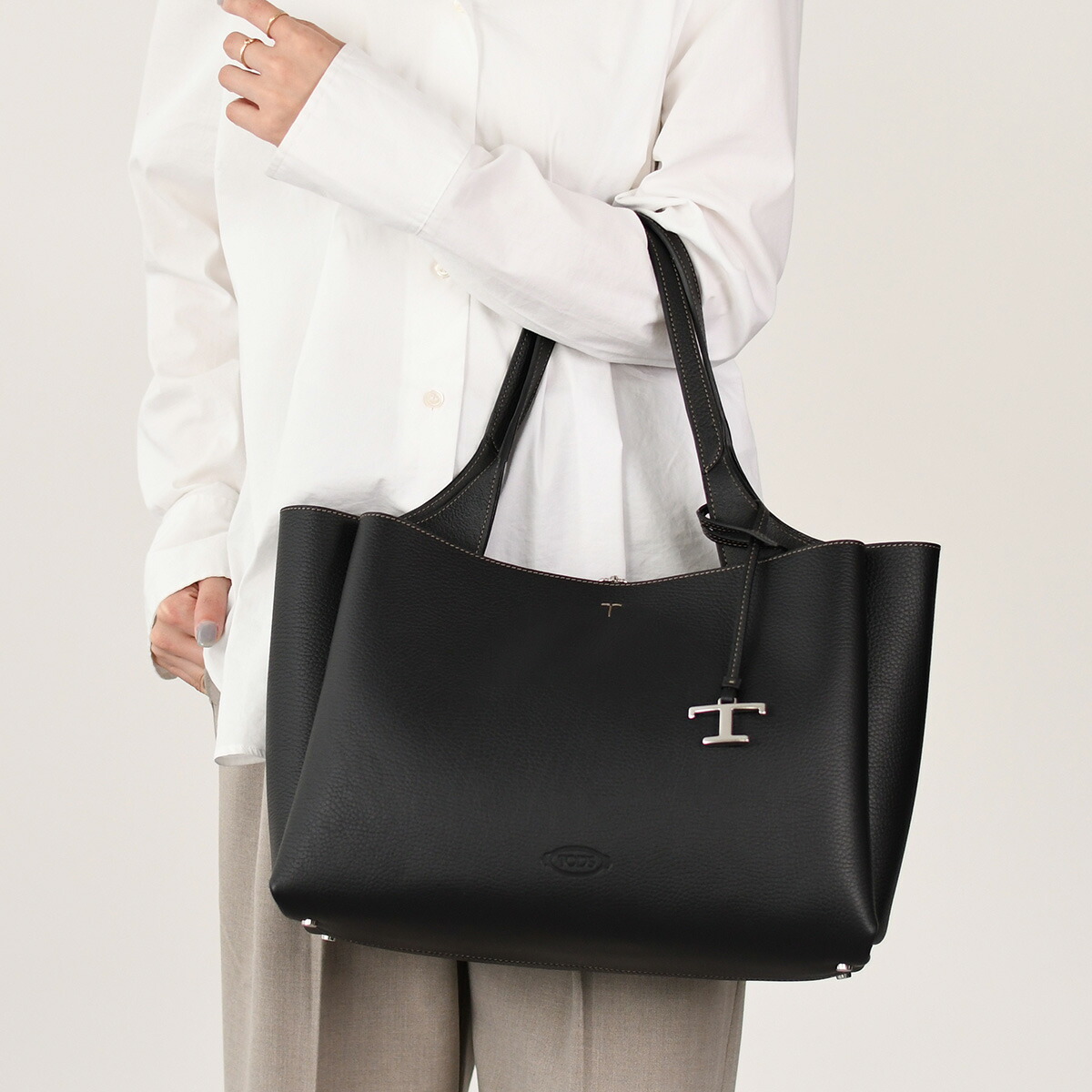 TOD'S トッズ バッグ BAG レザーマイクロバッグ 鞄