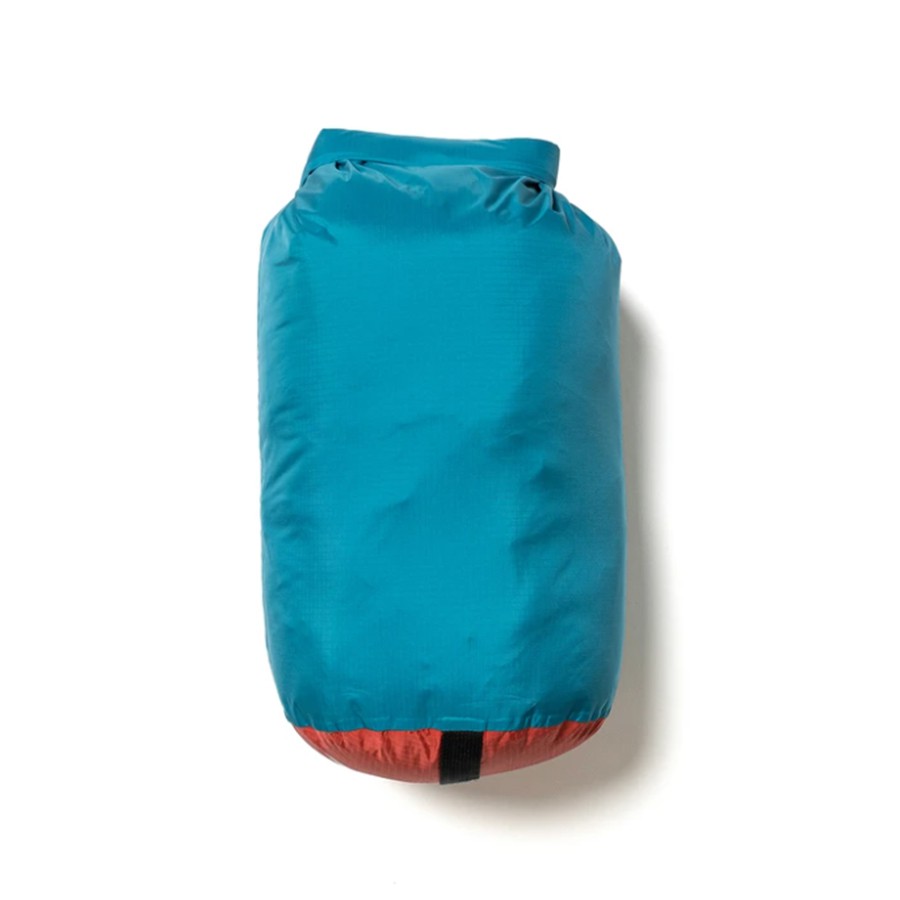 NANGA ナンガ COMPRESSION BAG M SIZE コンプレッションバッグ M サイズ ダウン製品 コンパクト収納 圧縮袋 直径17.8×38cm | NANGA | 02