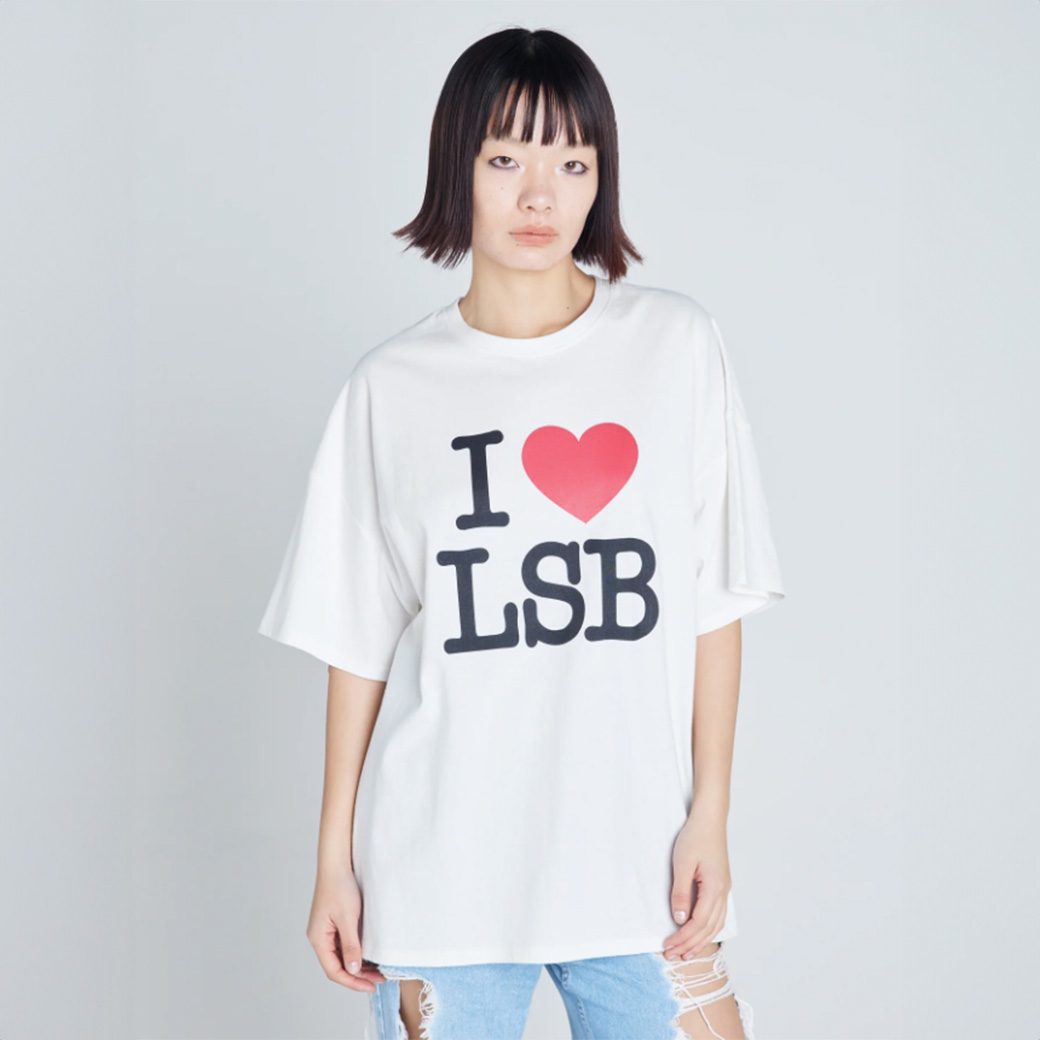 リトルサニーバイト ニュースペーパー柄シャツ