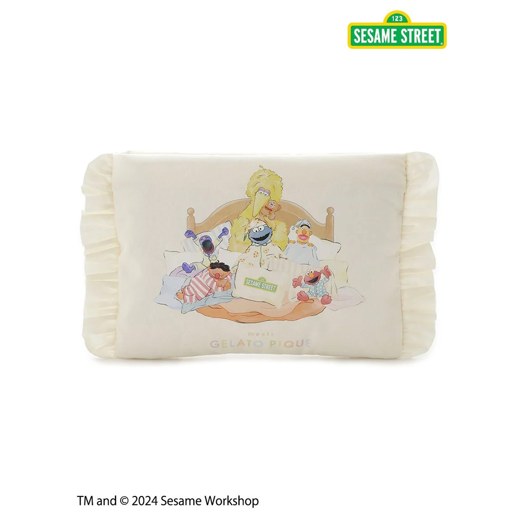 SALE30%OFF gelato pique SESAME STREET ピロー型ポーチ pwgb245621 ジェラピケ レディース セサミストリート コラボ 小物入れ メイクポーチ | gelato pique | 01