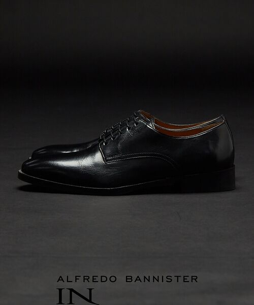 alfredoBANNISTER（アルフレッドバニスター） セミスクエアトゥ 外羽根