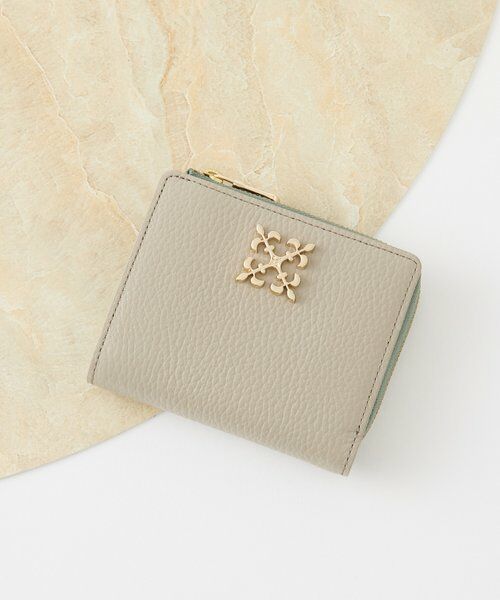 と*も様 russet モノグラムプレスハーフウォレット　モカ russet｜モノグラムプレートハーフウォレット | Rakuten Fashion(楽天