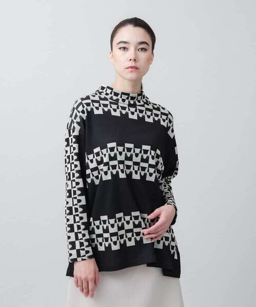 HIROKO KOSHINO（ヒロコ コシノ） 幾何柄ハイネックジャージー