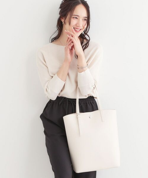 SHOO・LA・RUE（シューラルー） 【A4】一枚革風カクシボトートバッグ