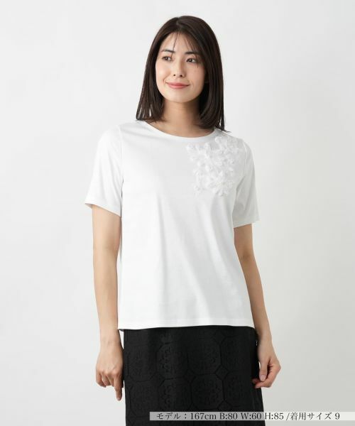 Leilian（レリアン） フラワー刺繍Tシャツ : タカシマヤファッション