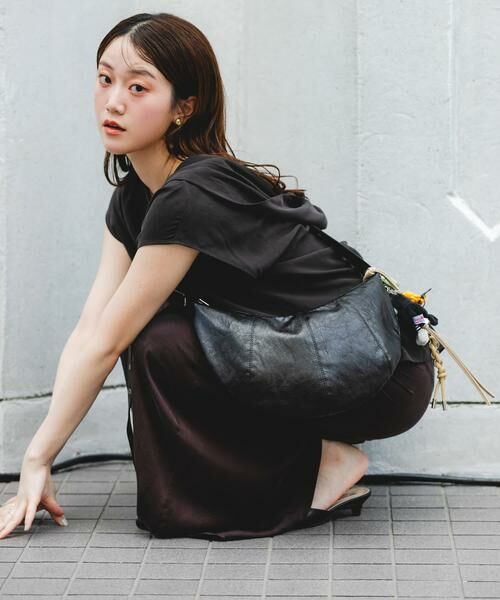 RODE SKO（ロデスコ） 『WEB限定』クロワッサンショルダーバッグ