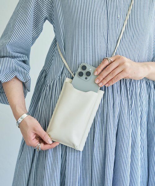 BEARDSLEY（ビアズリー） 《本革》スマホショルダーBag : タカシマヤ 