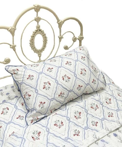 LAURA ASHLEY（ローラアシュレイ） LAURA ASHLEY / ローラ アシュレイ