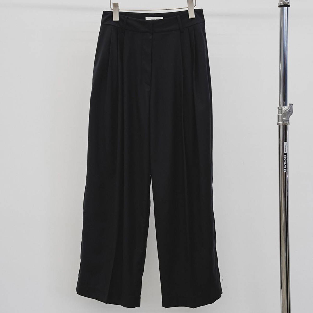 TODAYFUL トゥデイフル Lightweight Tuck Trousers ライトウェイト