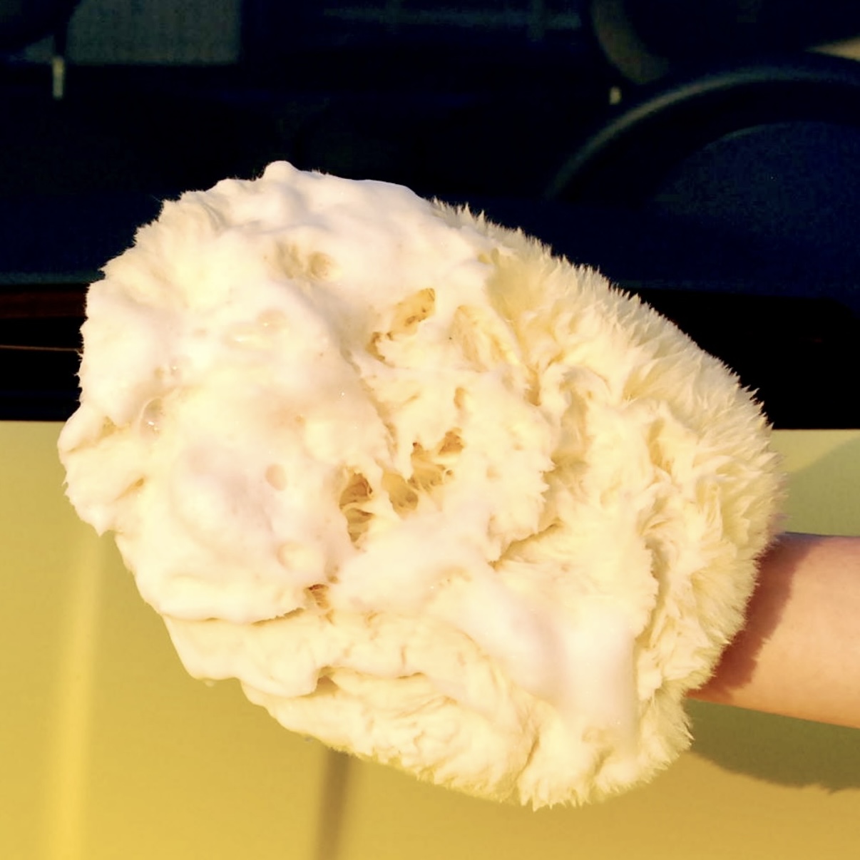 ムートングローブ 洗車用品