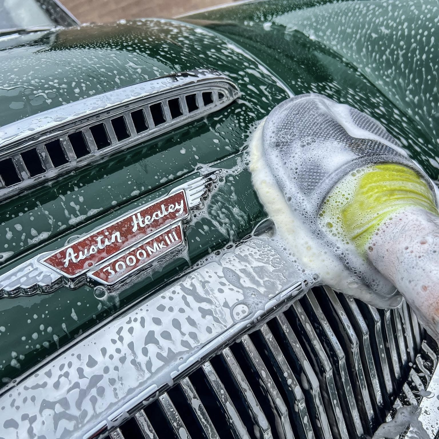 ムートングローブ 洗車用品