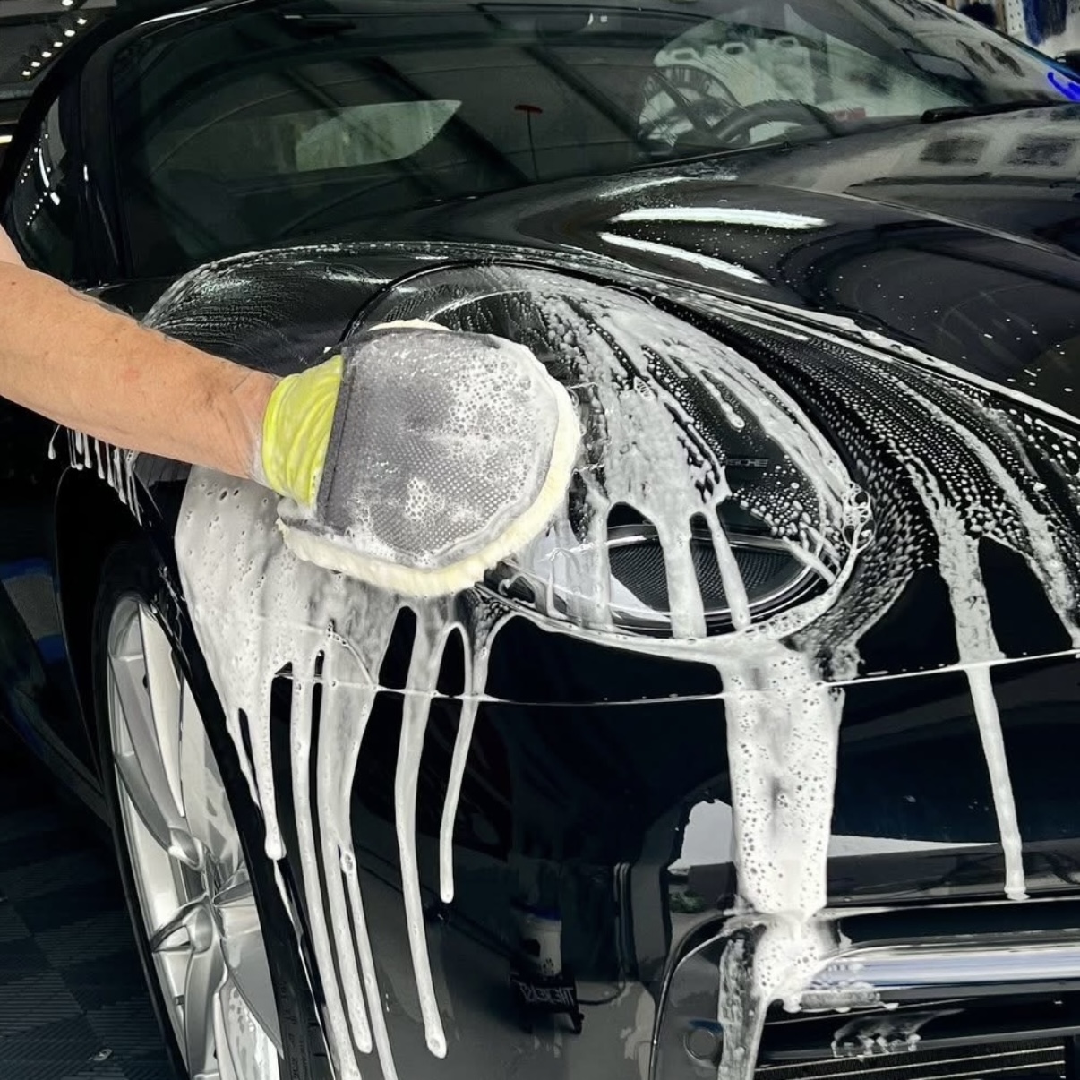 ムートングローブ 洗車用品