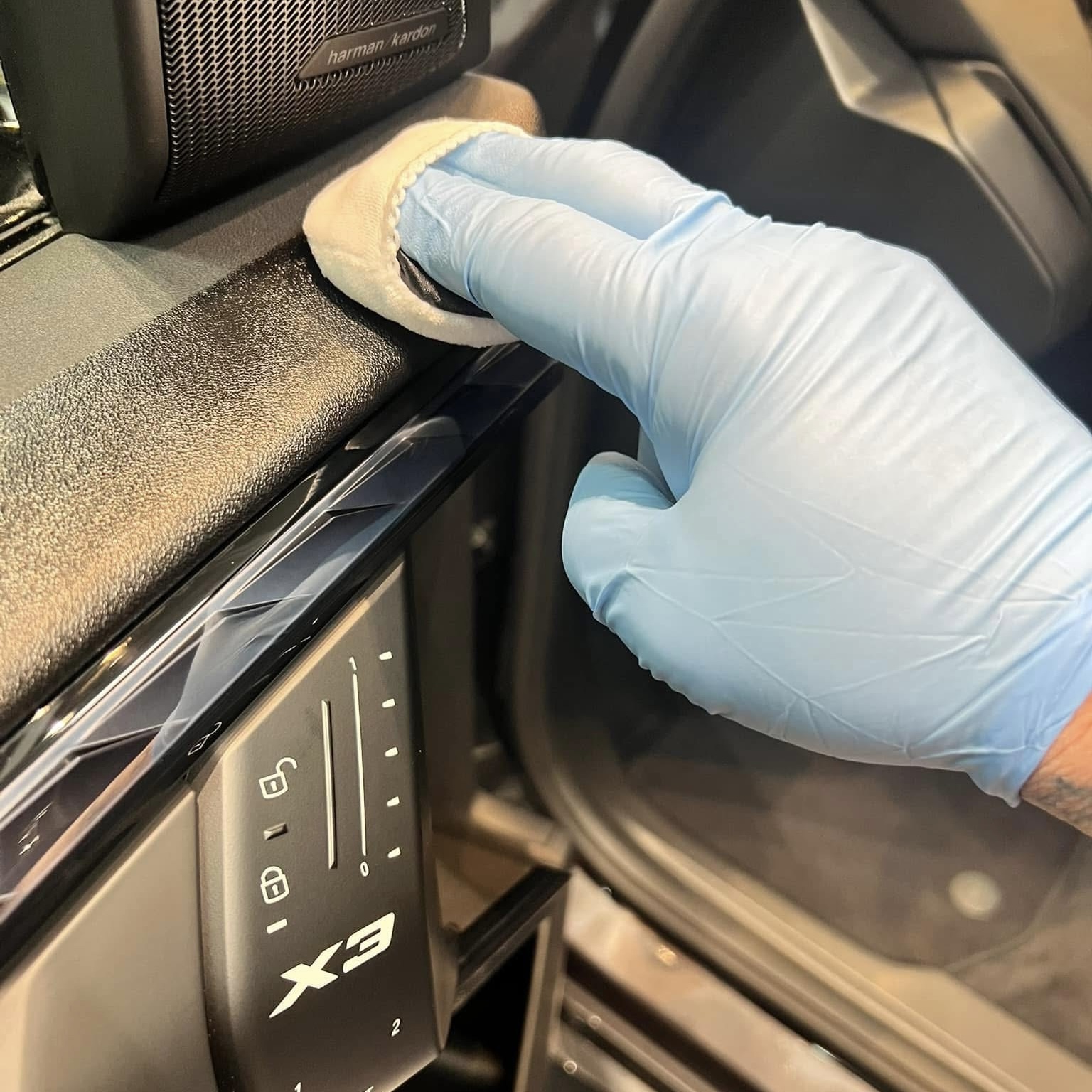 ルームワックス レザーワックス ルームクリーニング 保護 艶出し 光沢復元 内装 車内 ワックス 洗車の王国 SENSHA