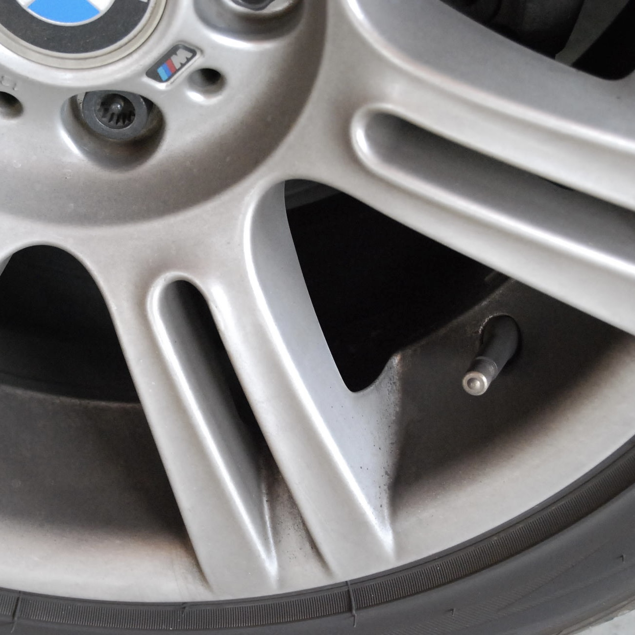 ホイールクリーナー ブレーキダスト 除去 鉄粉除去 粘土 ねんど ネンド ホイールクレイ ホイール洗浄 洗車の王国 SENSHA