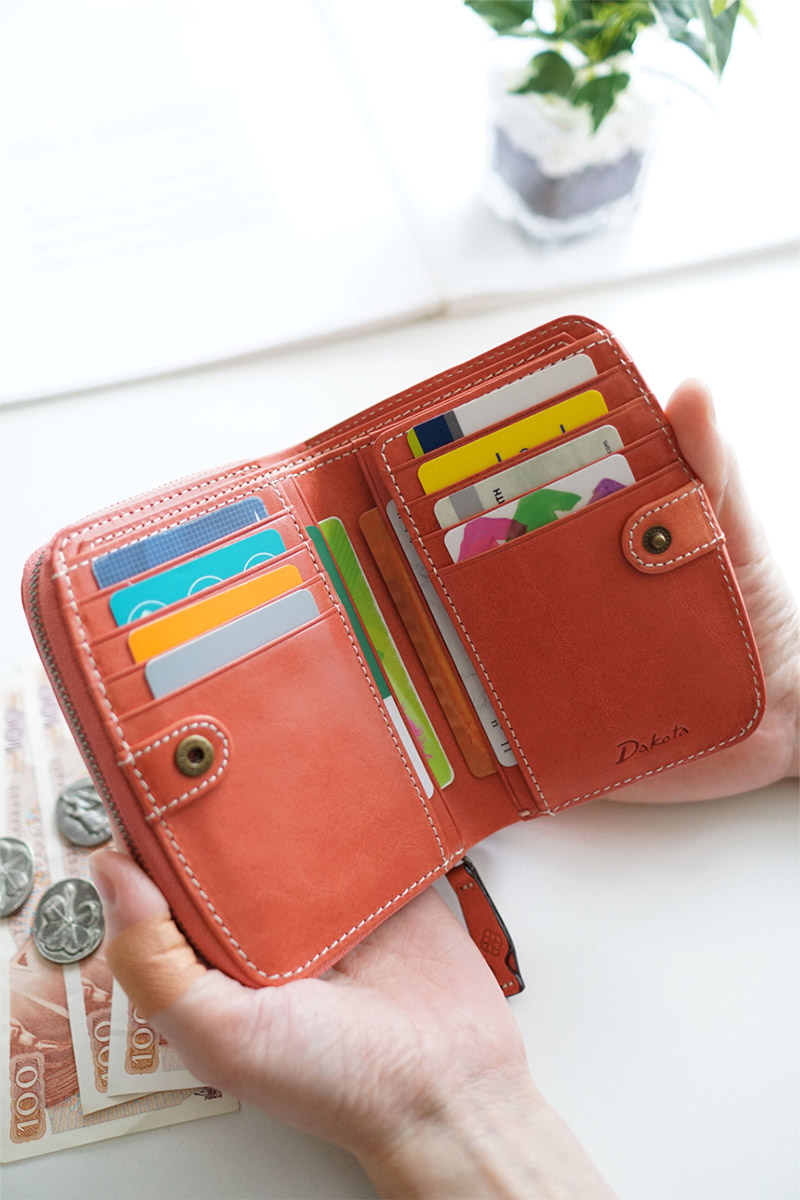 Dakota（ダコタ） 【安心の3年保証&プレゼント付】 リリーヴォ 小銭