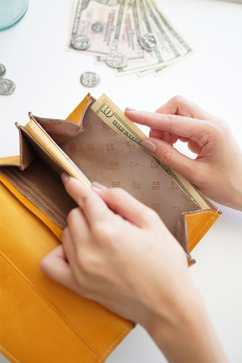 Dakota（ダコタ） 3年保証＋プレゼント付 コラッジョ 小銭入れ付き長