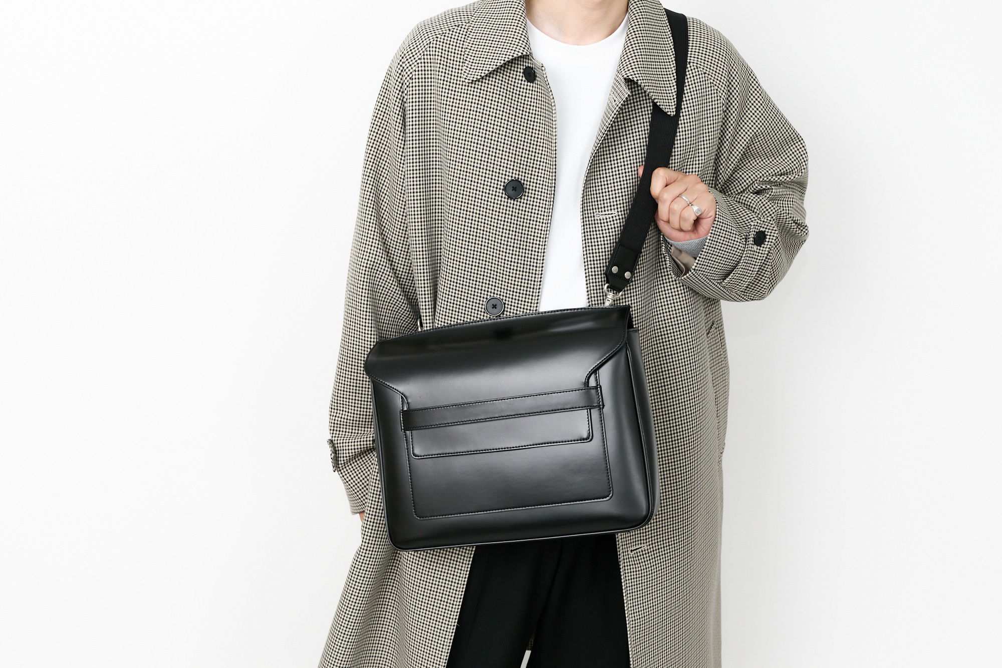 エルゴポック 3年保証＋ケアセット付 HERGOPOCH エルゴポック 06 Series 06シリーズ ワキシングレザー フラップショルダーバッグ 06N-FSの画像