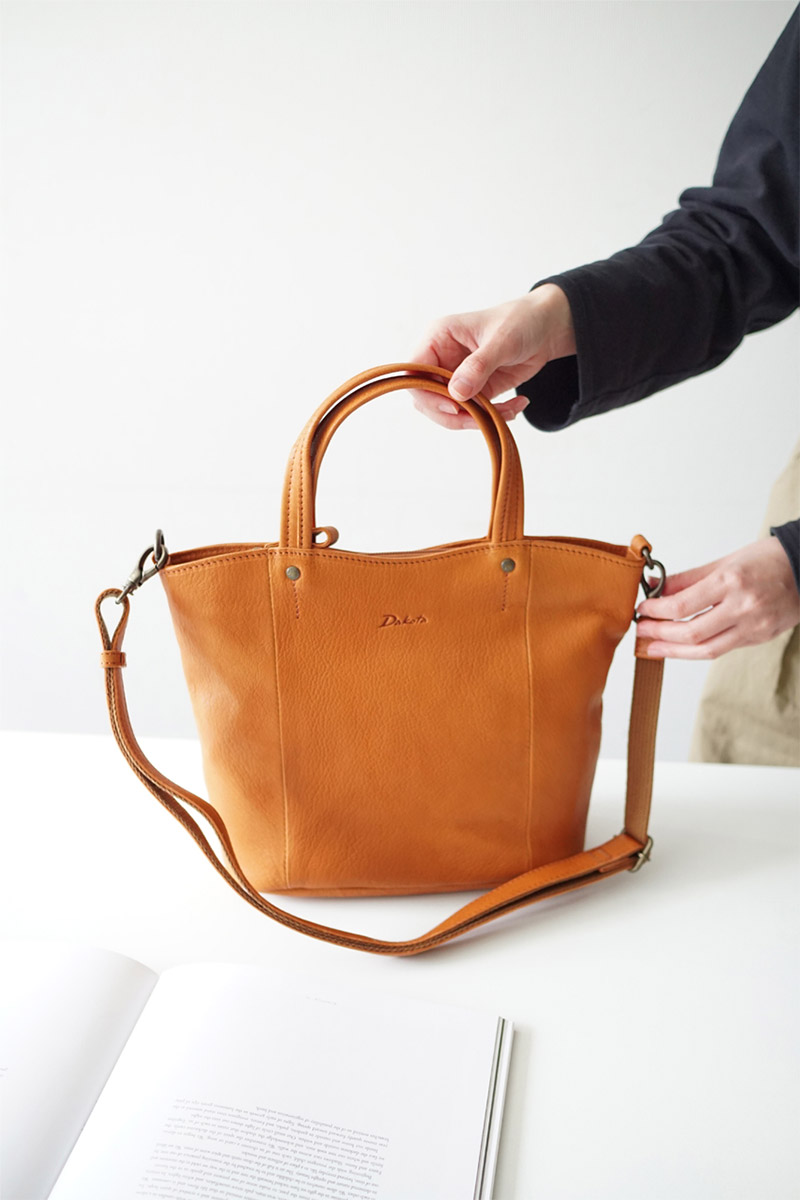 Dakota（ダコタ） 3年保証＋プレゼント付 ヤロップ 2WAY ショルダー