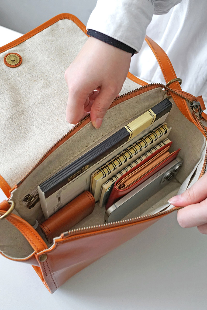 Dakota（ダコタ） 3年保証＋プレゼント付 クーポラ ショルダーバッグ