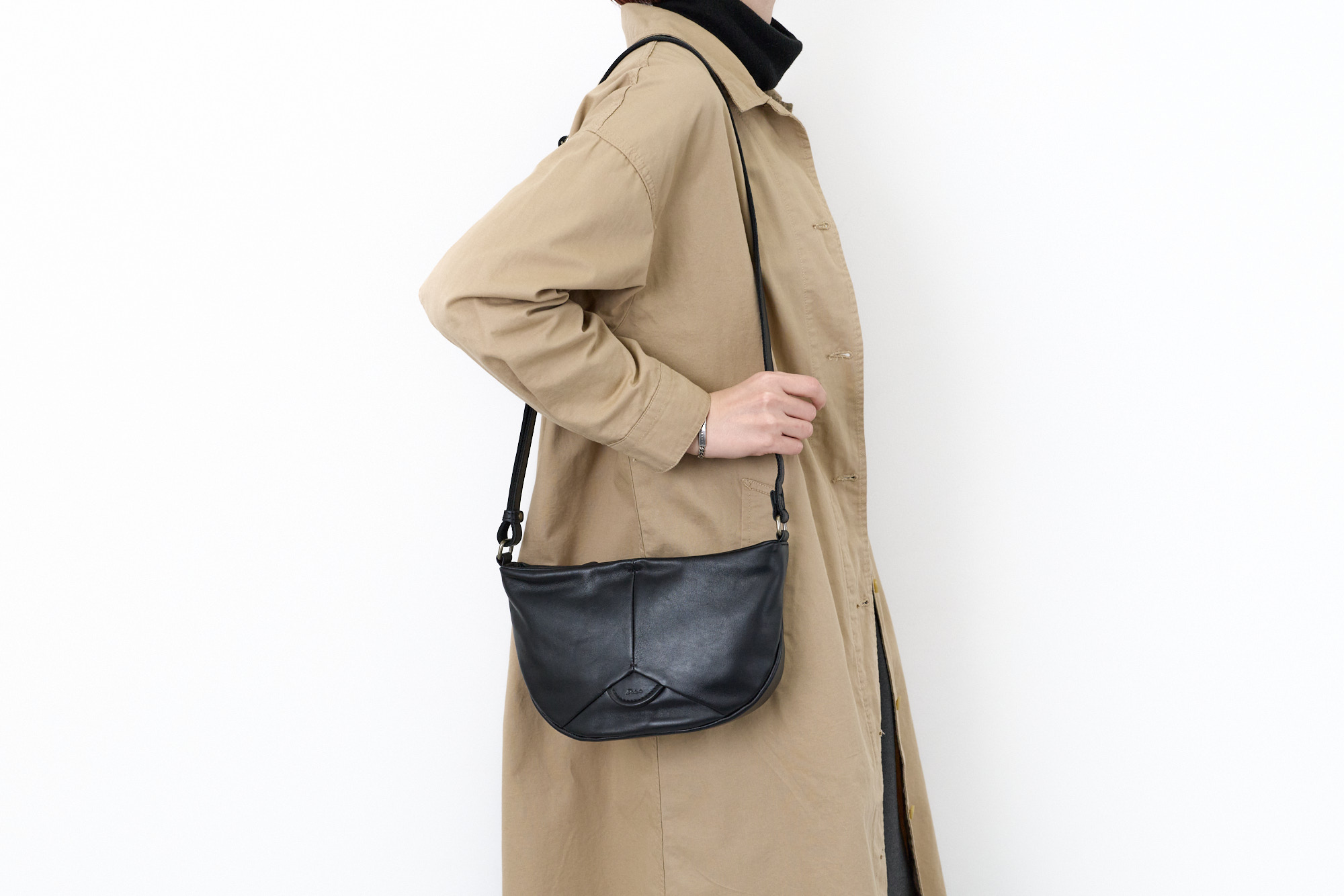 Dakota（ダコタ） 3年保証＋プレゼント付 ボンドゥー ミニショルダー