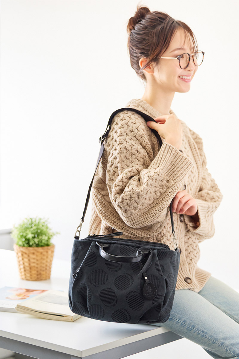 美品/ Felisi フェリージ 1142 ミニ ショルダーバッグ ネイビー