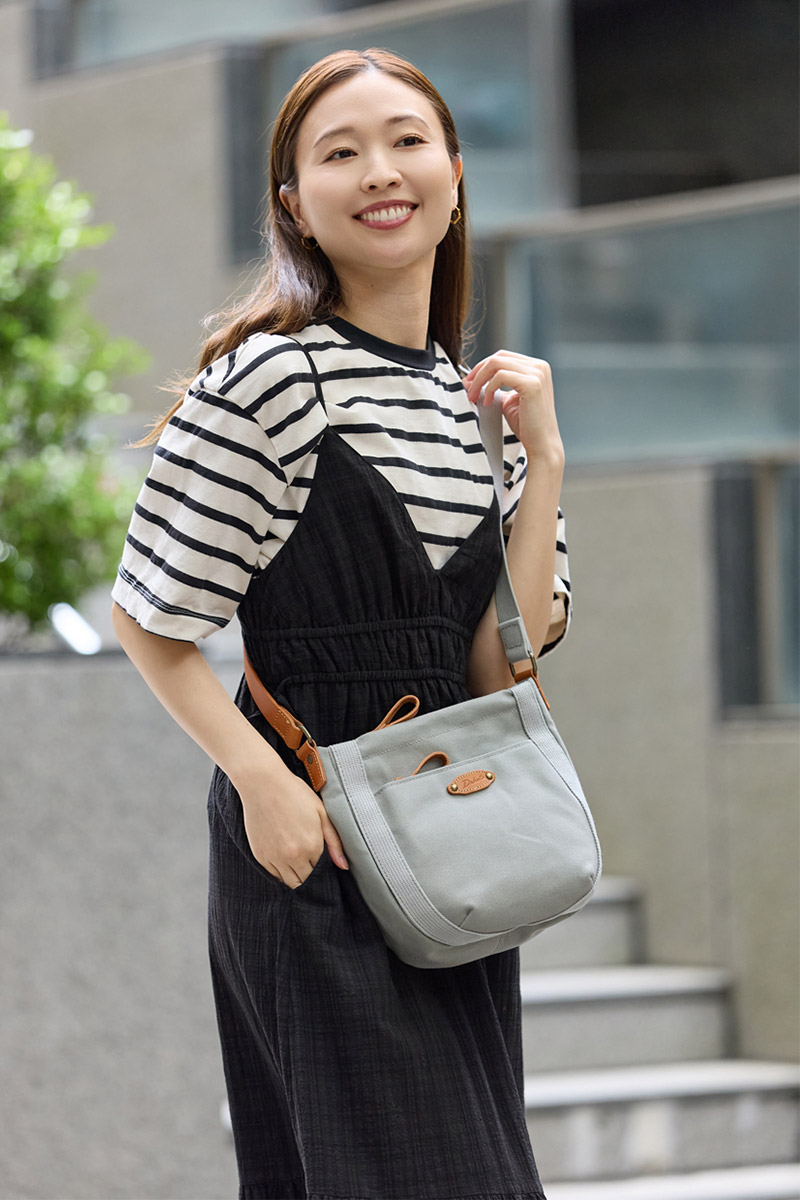 Dakota（ダコタ） 3年保証＋プレゼント付 シンピット ショルダーバッグ