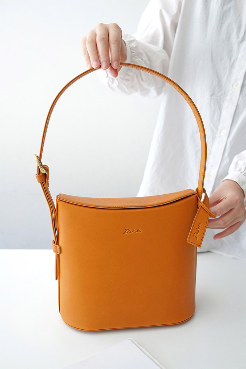 コタ様 Dakota 【最大p31％ 3年保証＋プレゼント付】 ダコタ ボルボ ワン