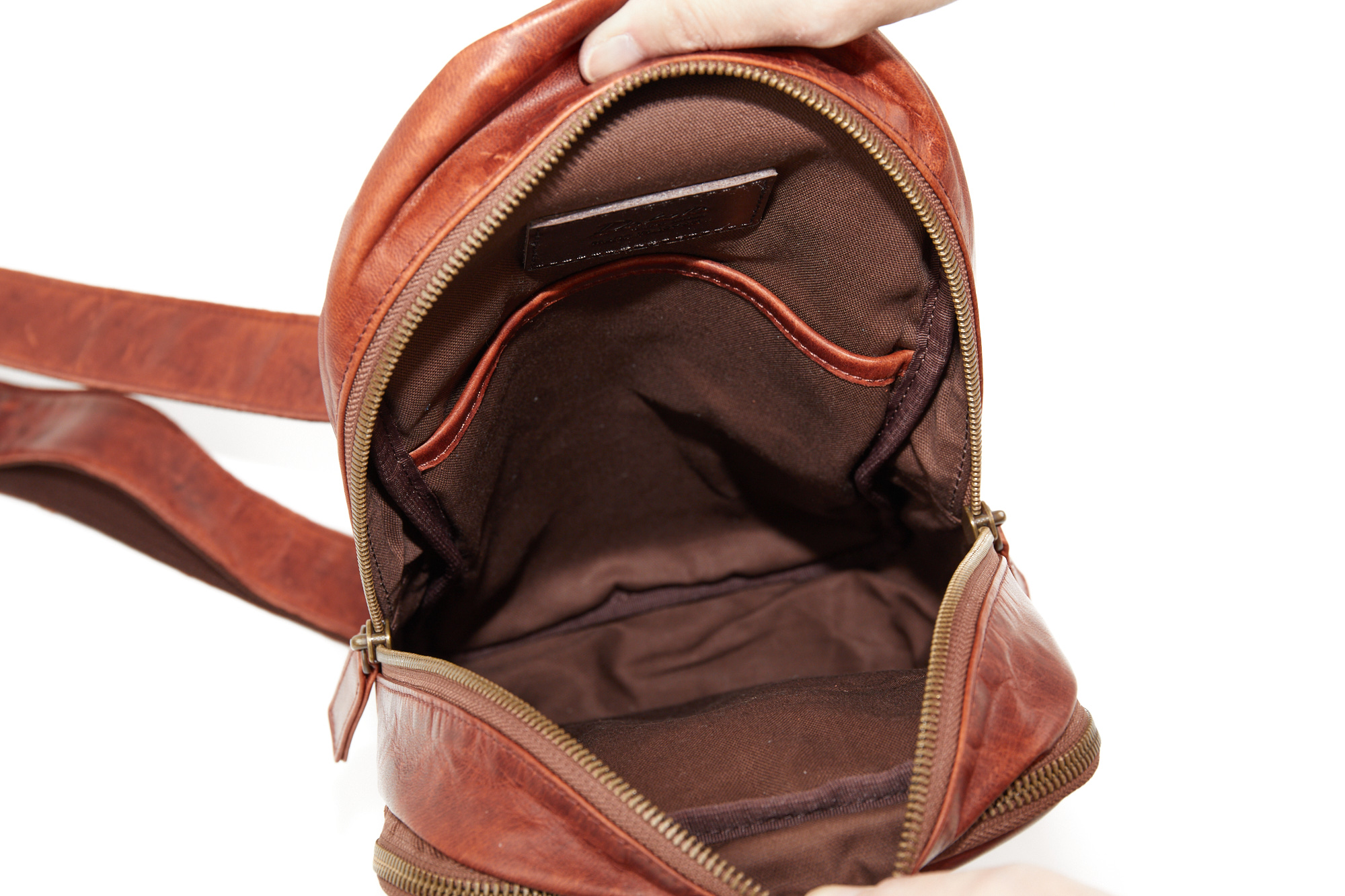 【安心の3年保証&プレゼント付】 Dakota BLACK LABEL ダコタ ブラックレーベル ホーストlll ボディバッグ 1623807 | Dakota | 15