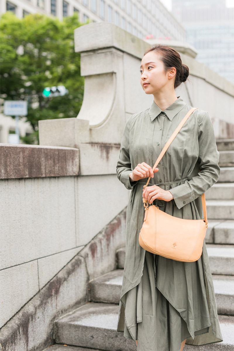 ALBERO（アルベロ） 3年保証付 NATURALE ナチュラーレ ショルダー