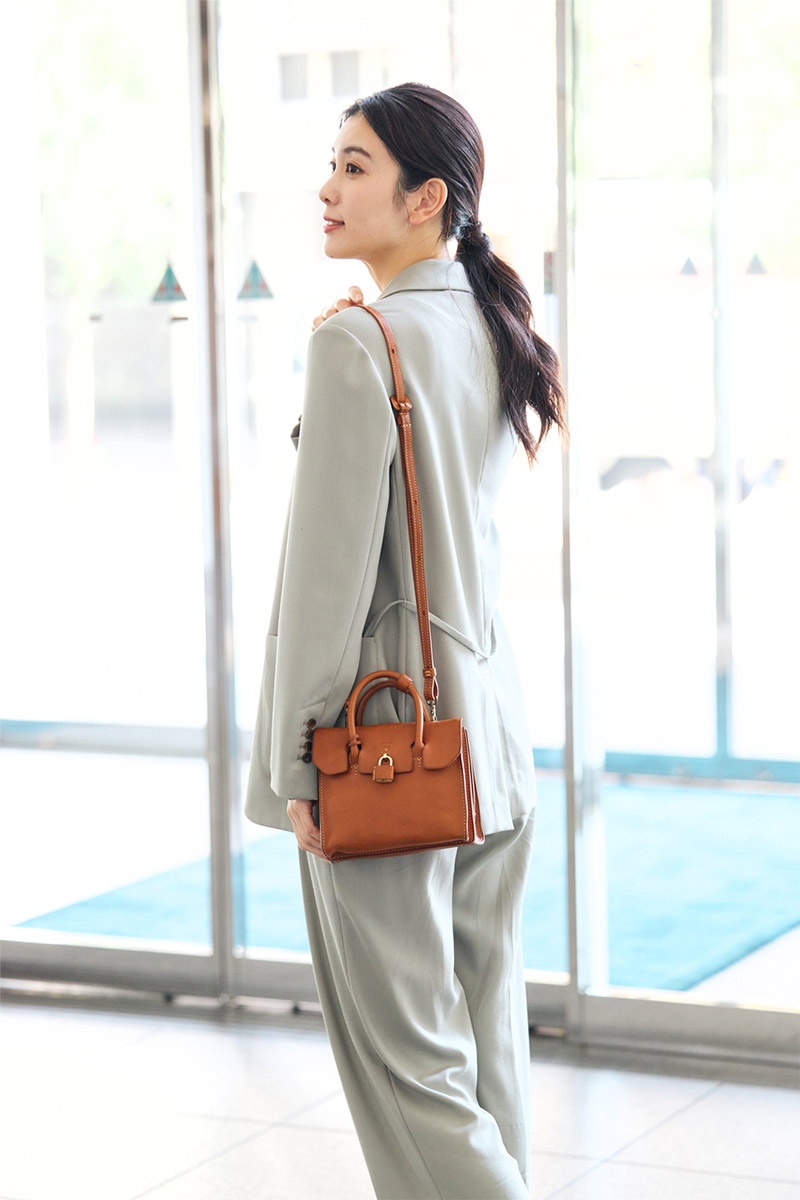 genten ゲンテン Minerva ミネルヴァ 2WAY ショルダーバッグ 42865 :GE-42865:こだわりのブランド ...