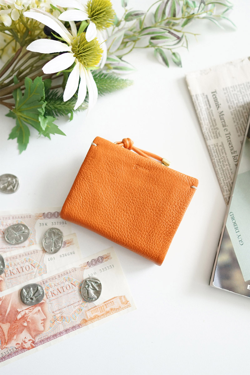 genten（ゲンテン） cuscino クッシーノ 小銭入れ付き二つ折り財布