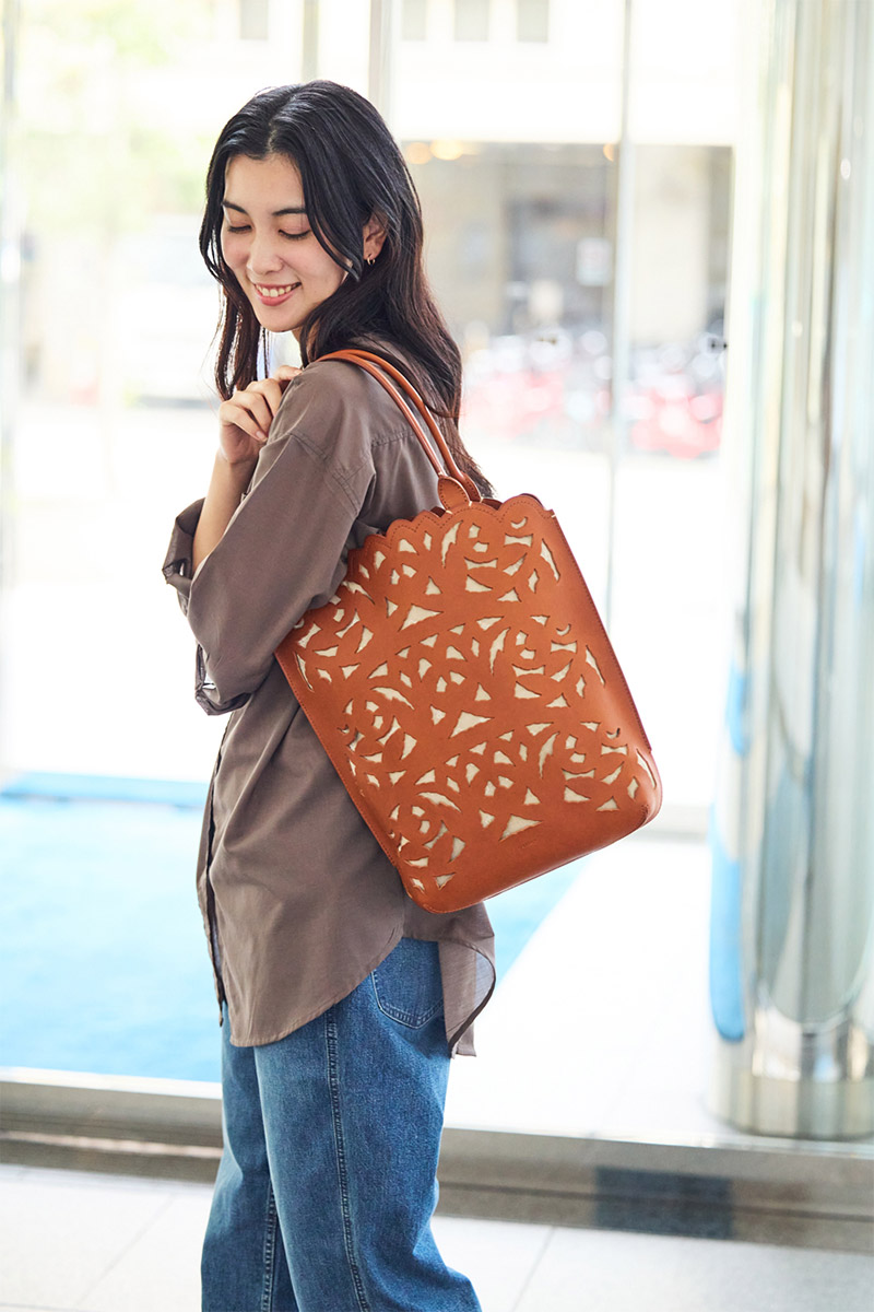 genten（ゲンテン） 3年保証付 Garden cutwork ガーデンカットワーク