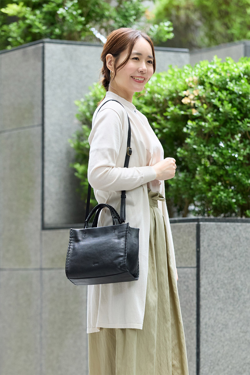 genten（ゲンテン） 3年保証付 Manuale マヌアーレ 2WAY ショルダー