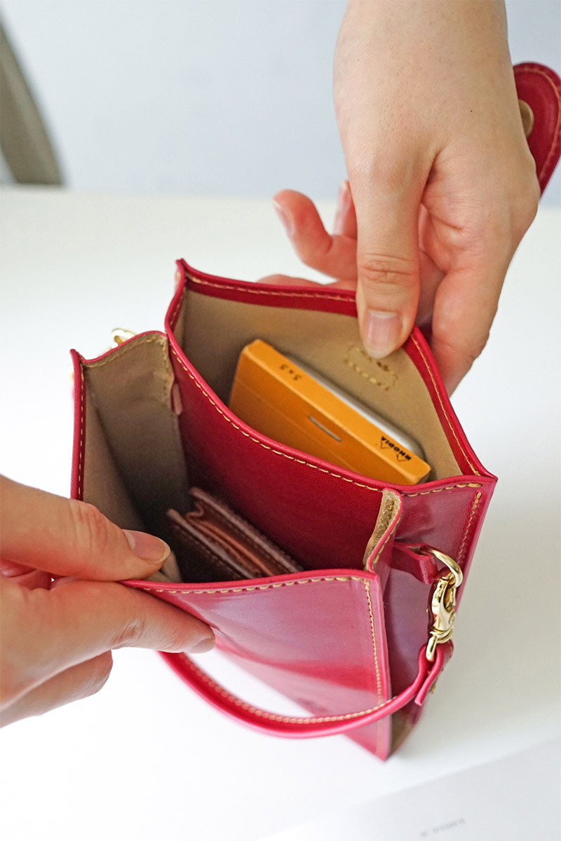 ALBERO（アルベロ） 3年保証付 PIERROT ピエロ ミニ ショルダーバッグ