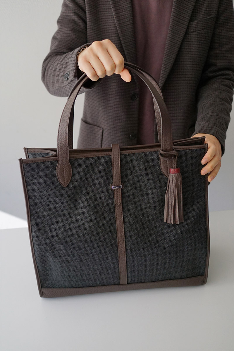 ACATE 【ケアセット＋安心の3年保証付】 アカーテ CARRE カレ トート