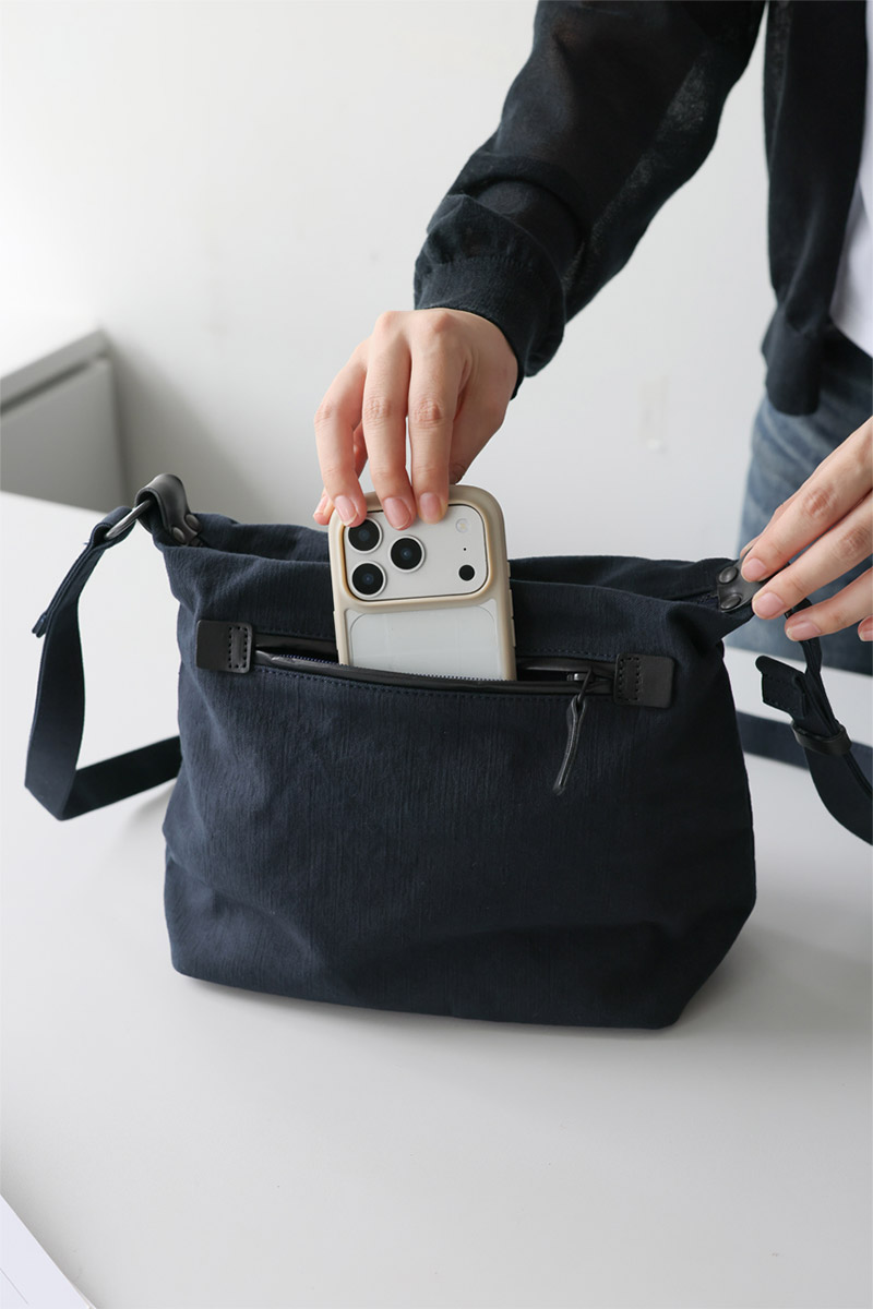 BAGGY PORT（バギーポート） 3年保証付 黒さび染め帆布 ショルダー